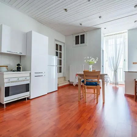 לינה וארוחת בוקר San Lorenzo