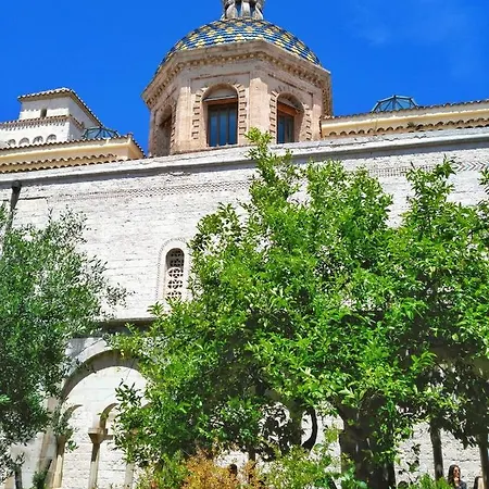 San Lorenzo לינה וארוחת בוקר קונברסאנו